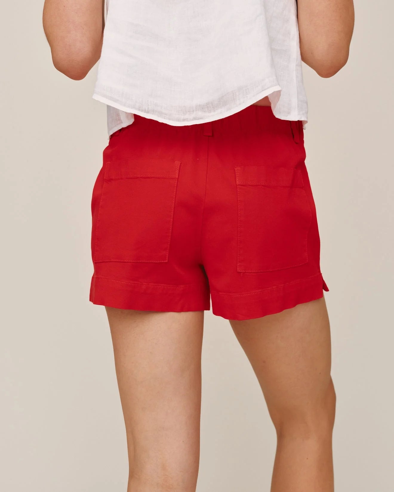 Side Slit Tennis Short - Scarlet Sand | Bella Dahl